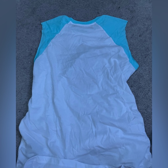 Harley Davidson sleeveless top - Picture 2 of 3